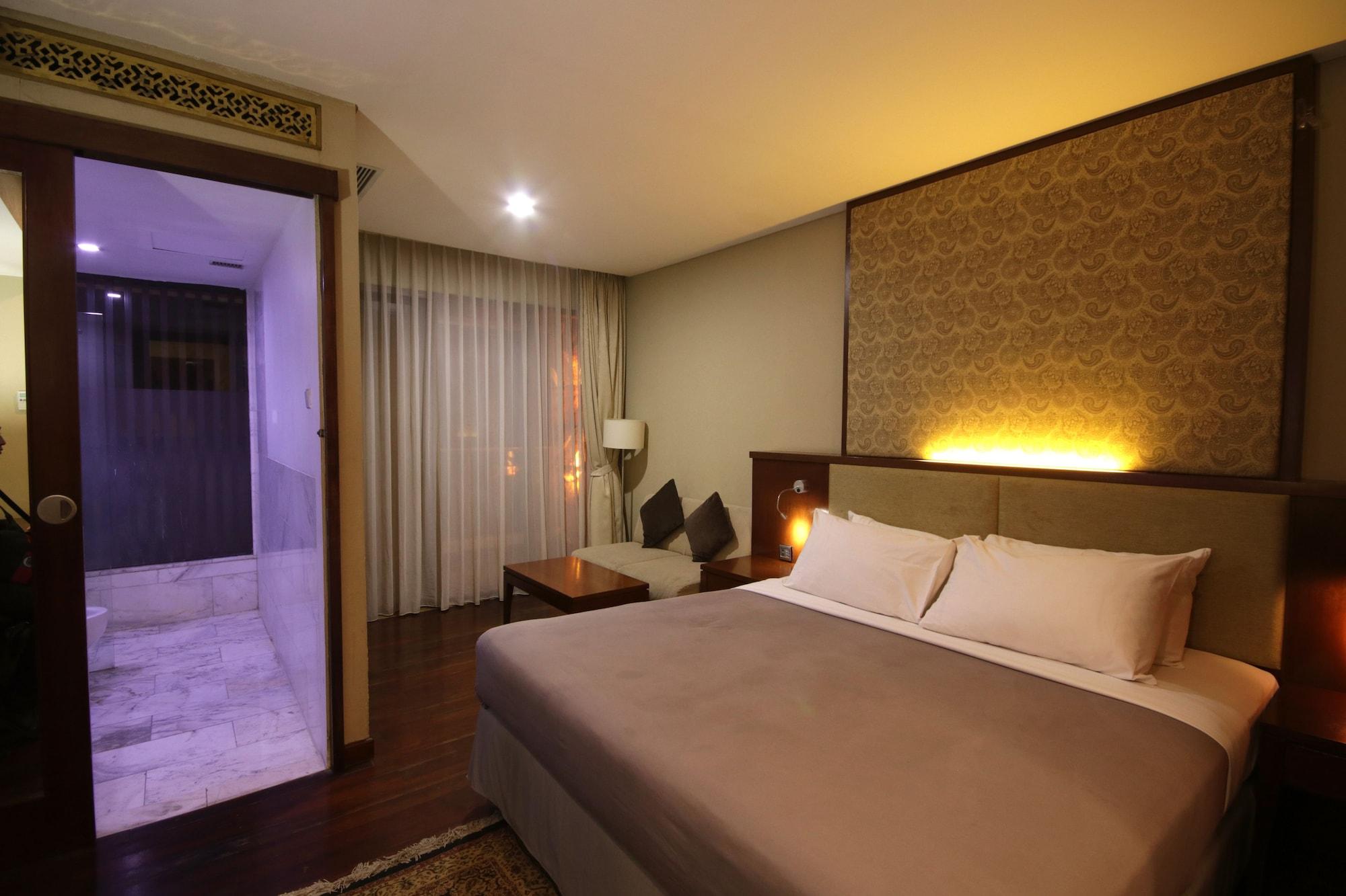 Hotel House Sangkuriang Bandung Exterior foto