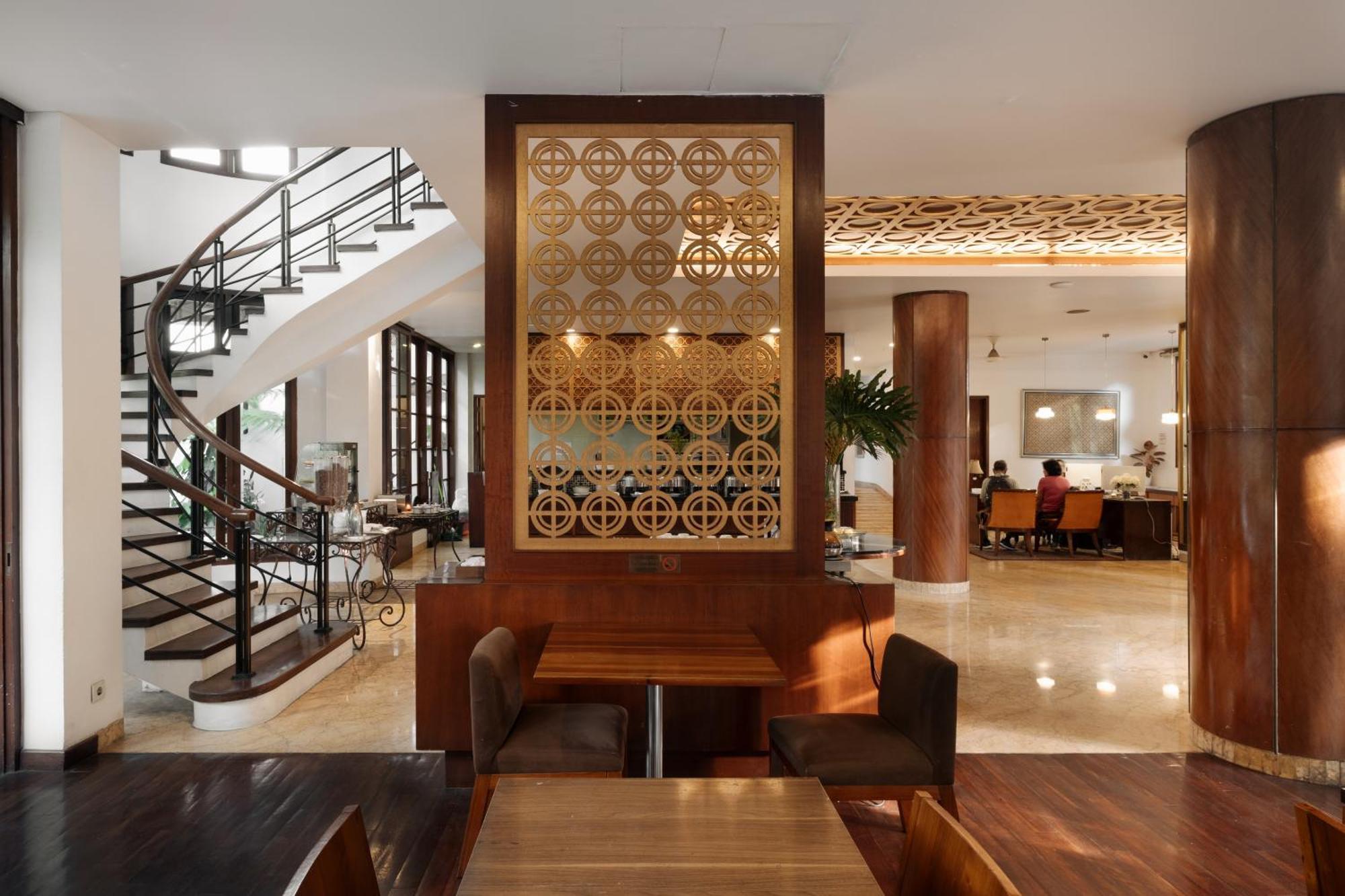Hotel House Sangkuriang Bandung Exterior foto