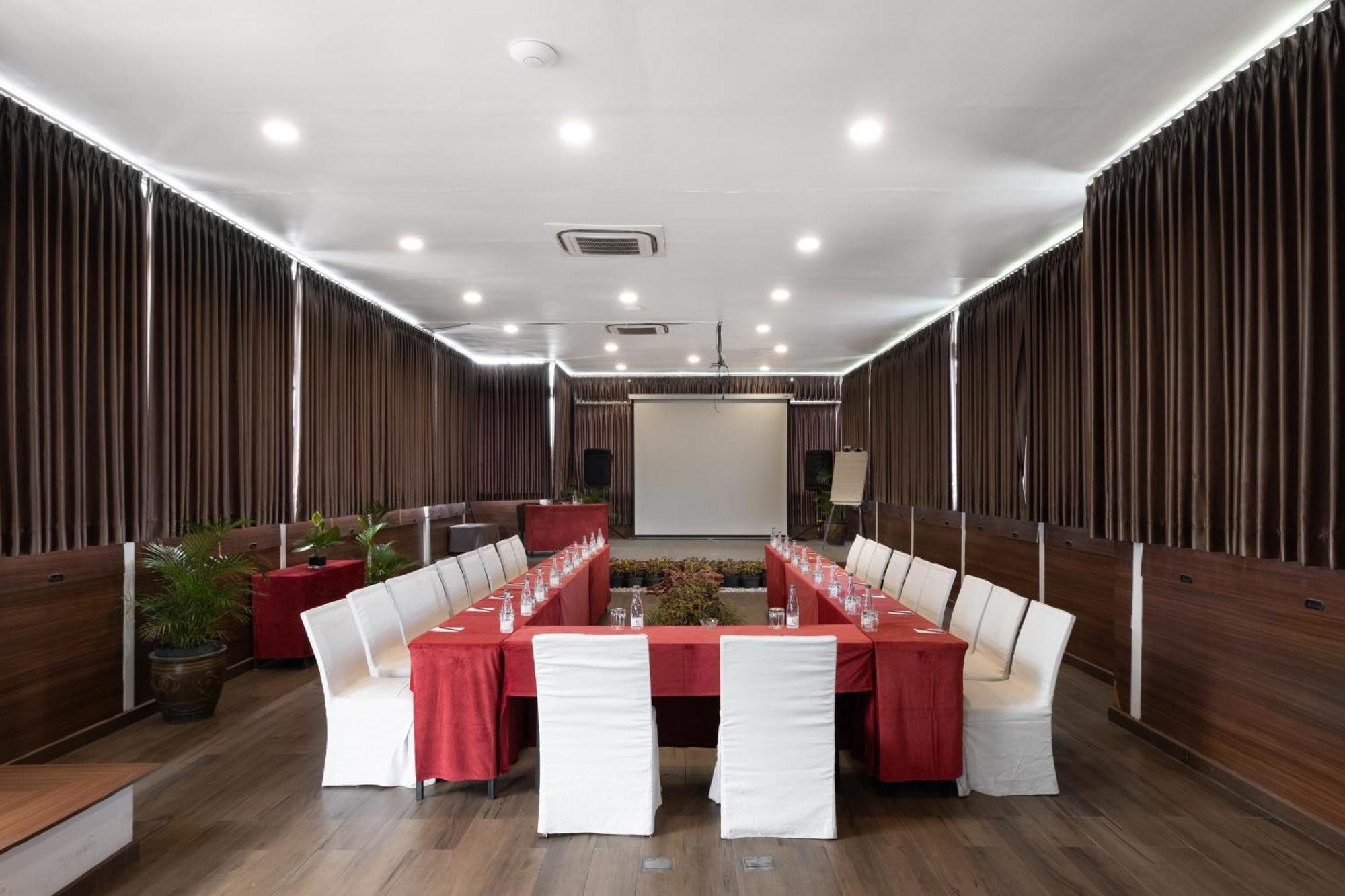 Hotel House Sangkuriang Bandung Exterior foto