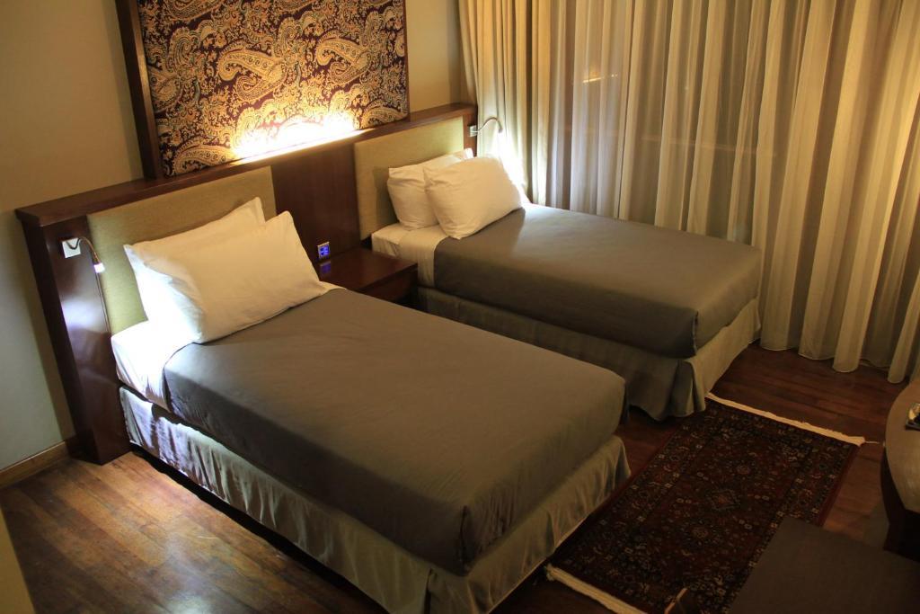 Hotel House Sangkuriang Bandung Habitación foto